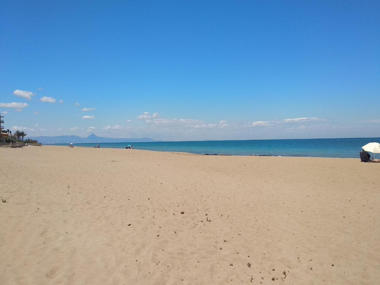 Estudio Loft Cerca De La Playa Wifi Gratis Appartement Dénia Buitenkant foto